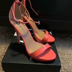 Michael Antonio Cora heels